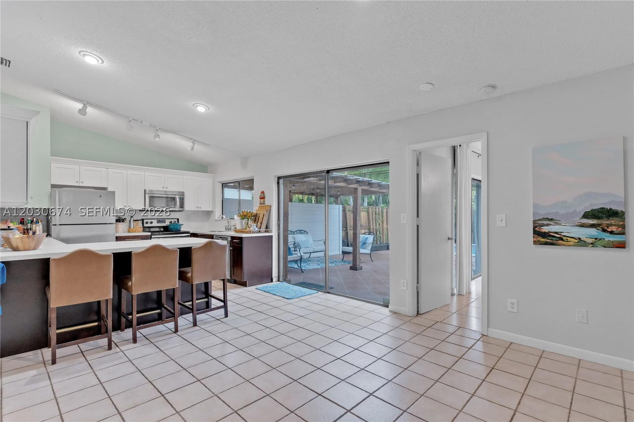 Real estate property located at 15139 92nd Ter, Miami-dade, Hammocks Sec 3, Miami, FL