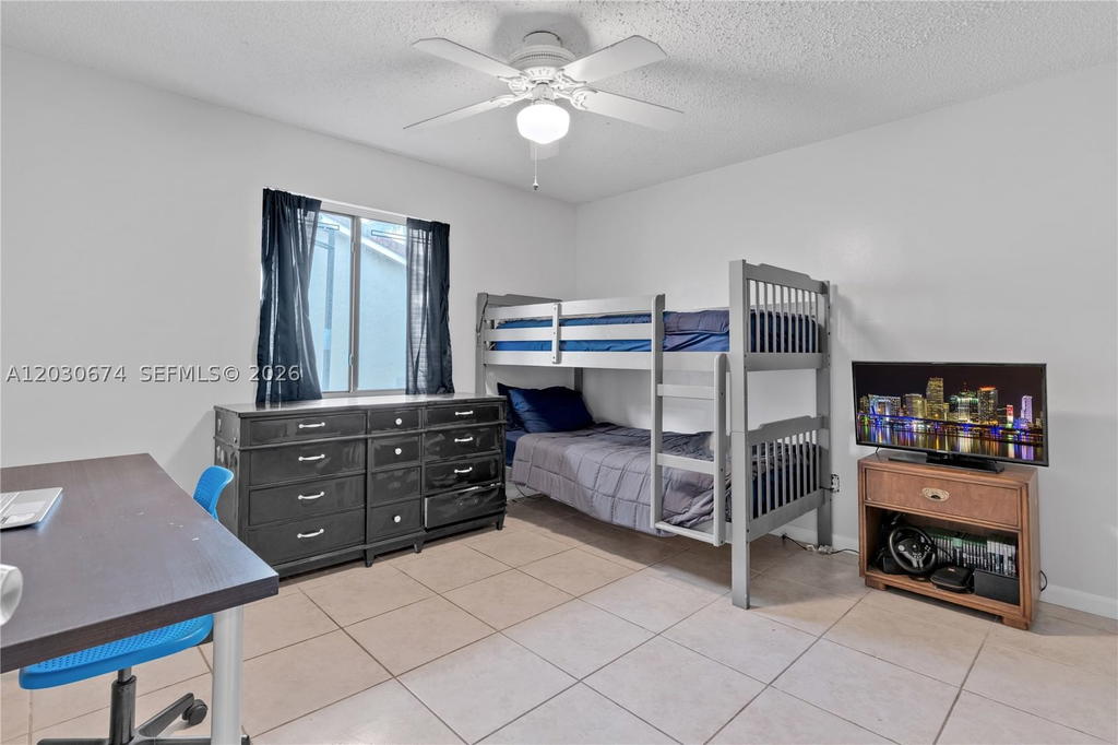Real estate property located at 15139 92nd Ter, Miami-dade, Hammocks Sec 3, Miami, FL
