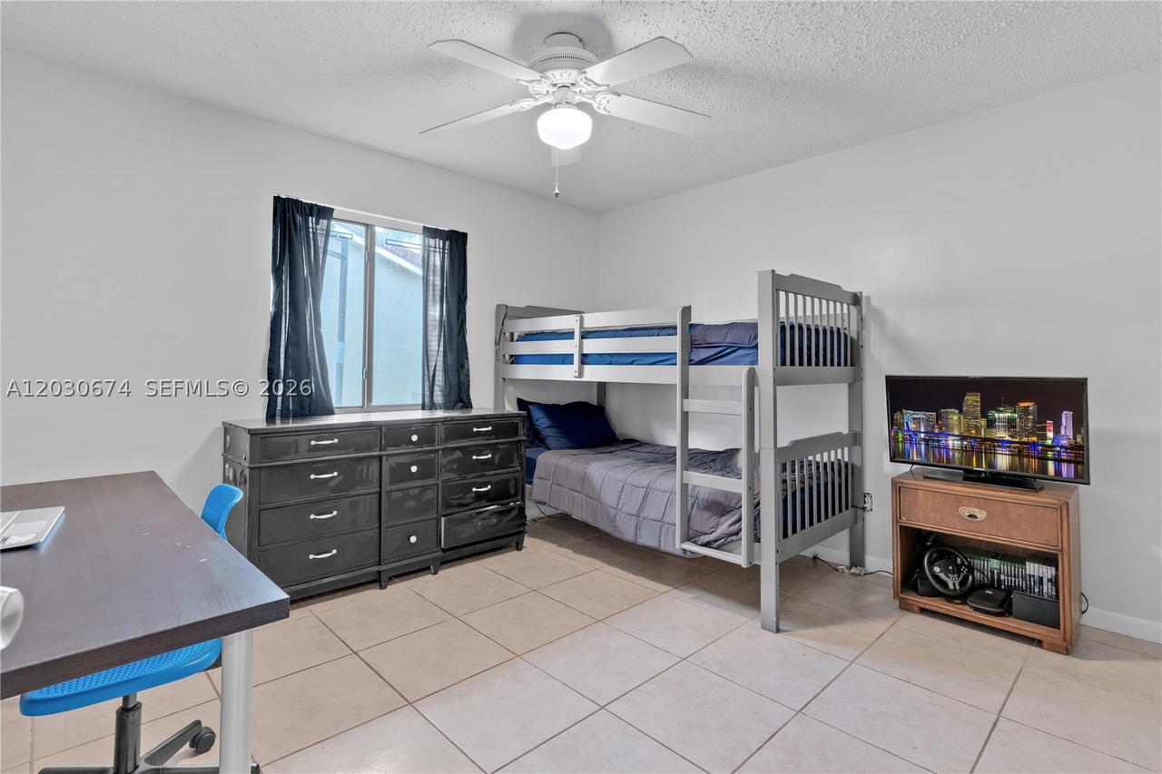 Real estate property located at 15139 92nd Ter, Miami-dade, Hammocks Sec 3, Miami, FL
