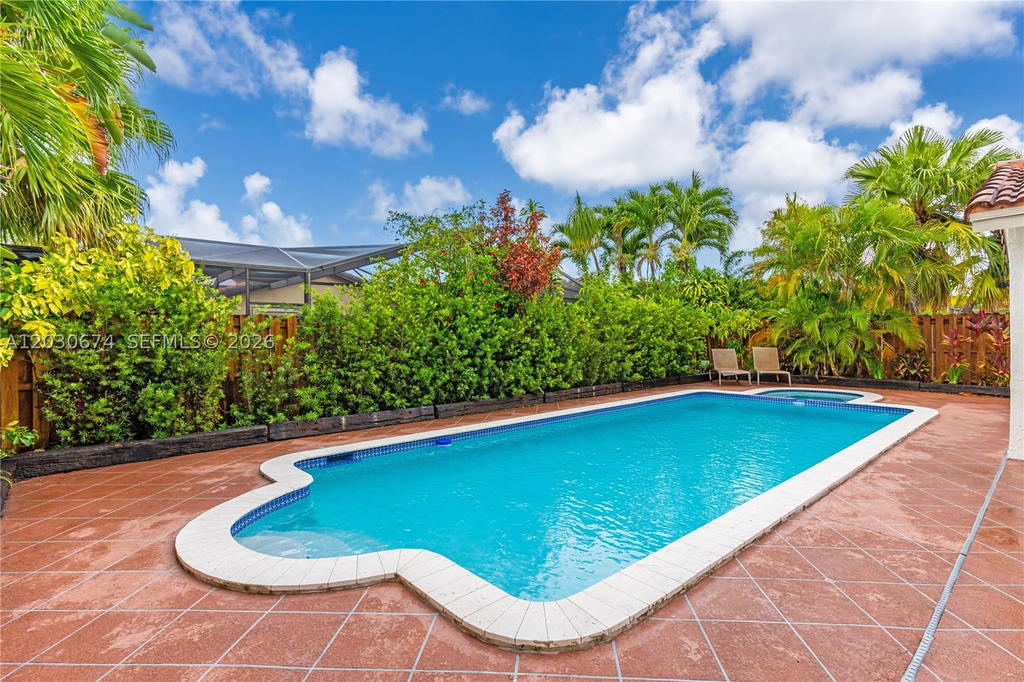 Real estate property located at 15139 92nd Ter, Miami-dade, Hammocks Sec 3, Miami, FL