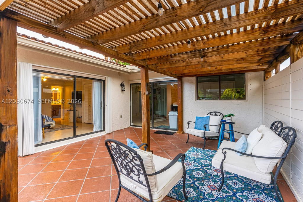 Real estate property located at 15139 92nd Ter, Miami-dade, Hammocks Sec 3, Miami, FL