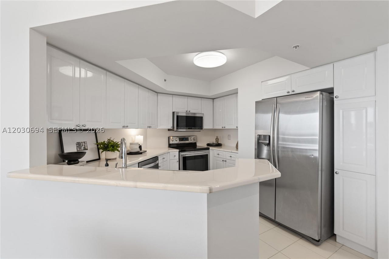 Real estate property located at 1800 Sunset Harbour Dr #1003, Miami-dade, Sunset Harbour South Condo, Miami Beach, FL