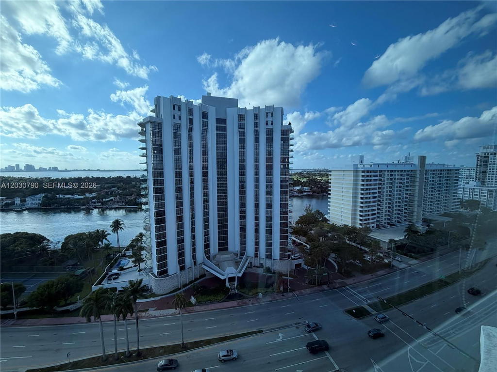 Real estate property located at 5445 Collins Ave #1506, Miami-dade, Castle Beach Club Condo, Miami Beach, FL