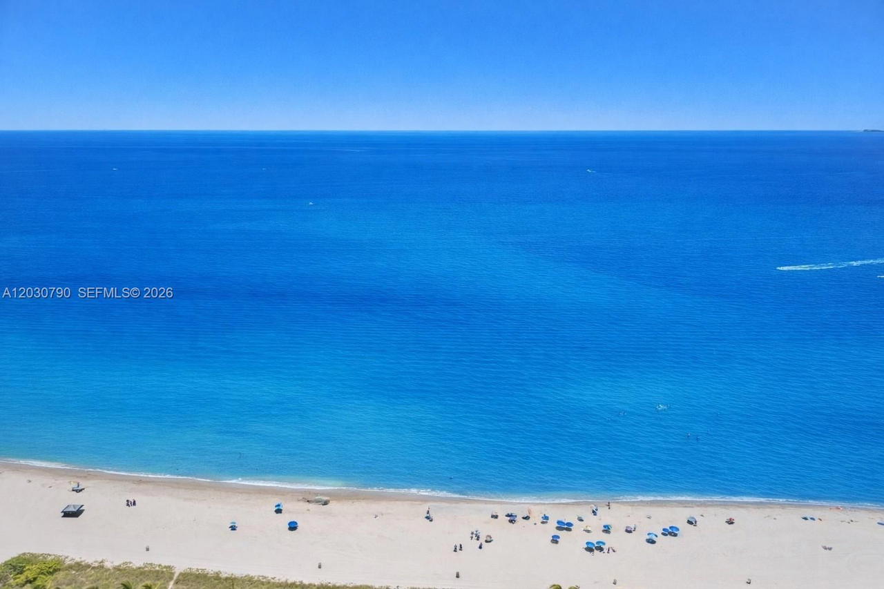 Real estate property located at 5445 Collins Ave #1506, Miami-dade, Castle Beach Club Condo, Miami Beach, FL