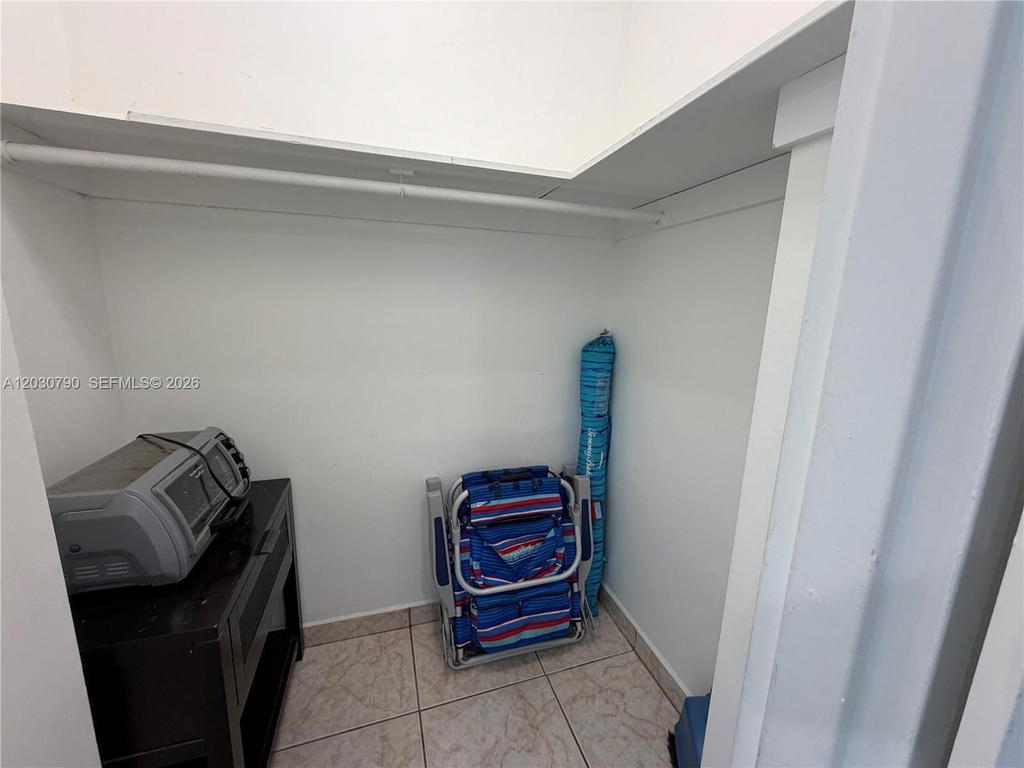 Real estate property located at 5445 Collins Ave #1506, Miami-dade, Castle Beach Club Condo, Miami Beach, FL