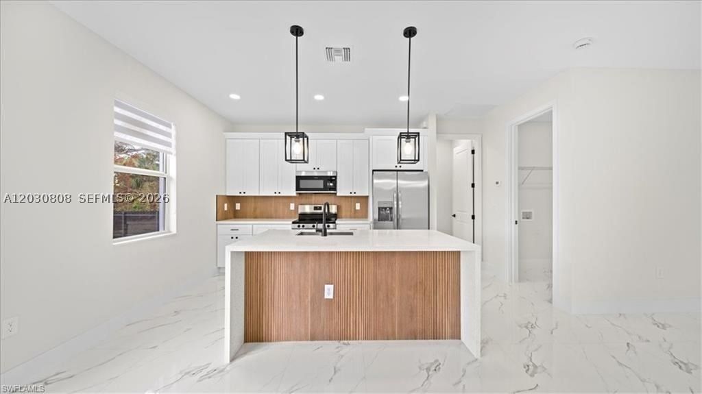 Real estate property located at 759 SILVERSTAR AVE S, Lee, Lehigh Acres, Lehigh Acres, FL