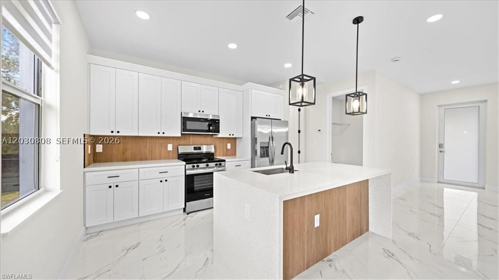 Real estate property located at 759 SILVERSTAR AVE S, Lee, Lehigh Acres, Lehigh Acres, FL