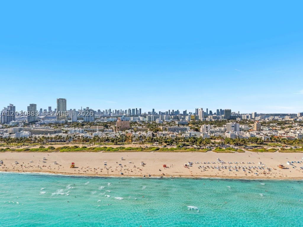 Real estate property located at 1568 Pennsylvania Ave #328, Miami-dade, Etruria Condo, Miami Beach, FL