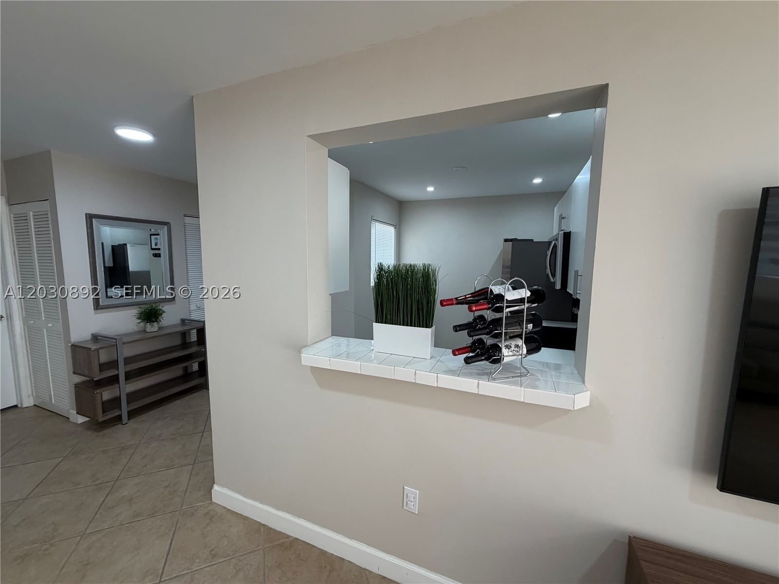 Real estate property located at 4712 114th Ave #202, Miami-dade, Villa Doral Condo No 4, Doral, FL