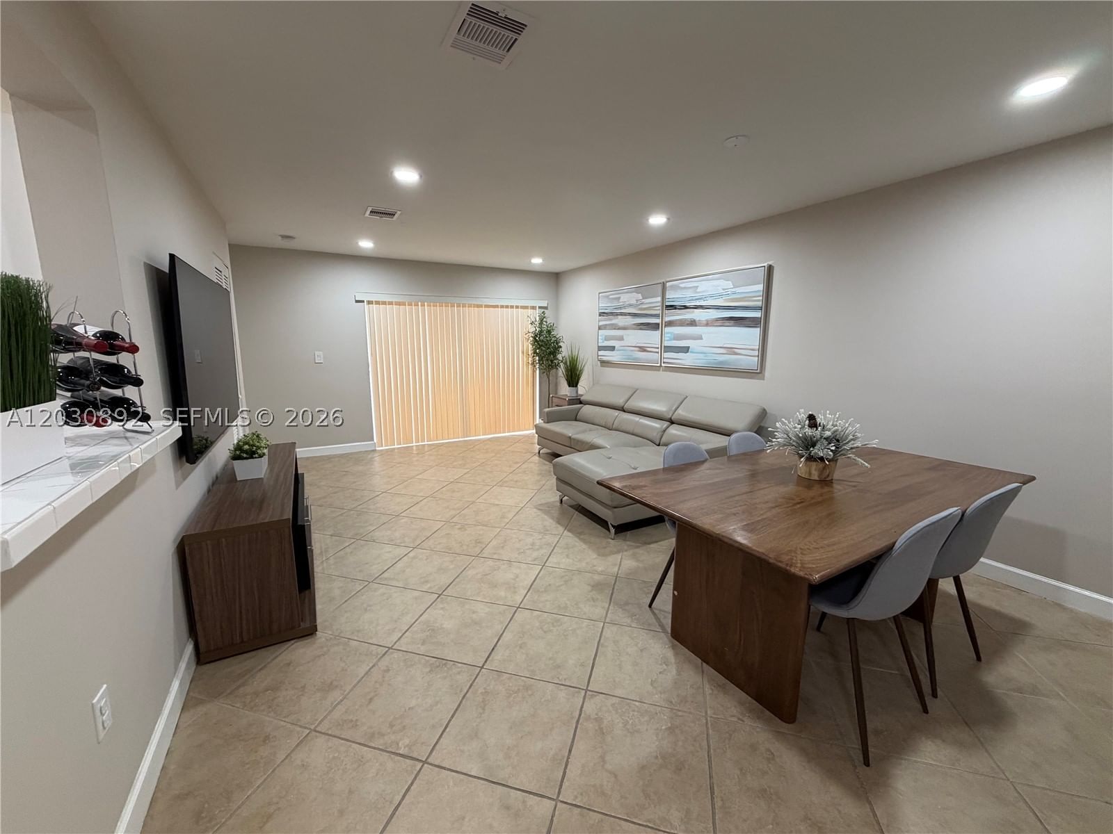 Real estate property located at 4712 114th Ave #202, Miami-dade, Villa Doral Condo No 4, Doral, FL