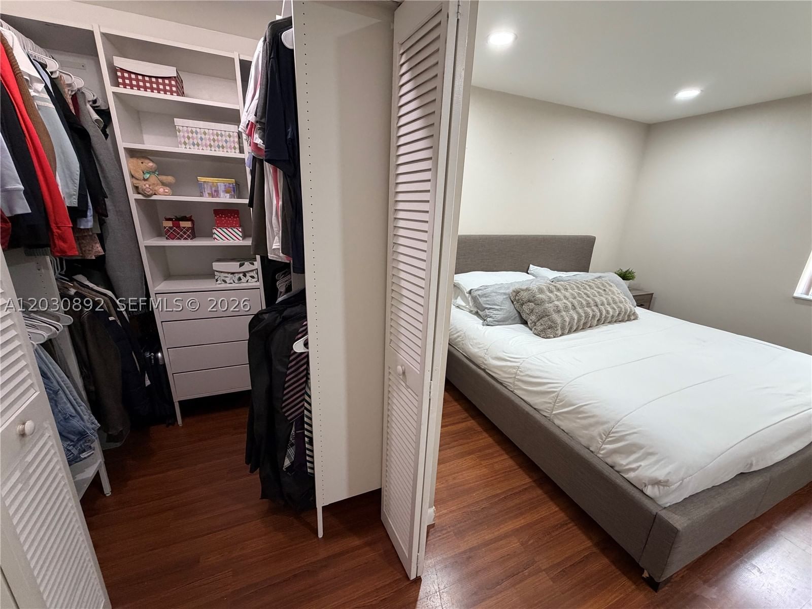 Real estate property located at 4712 114th Ave #202, Miami-dade, Villa Doral Condo No 4, Doral, FL