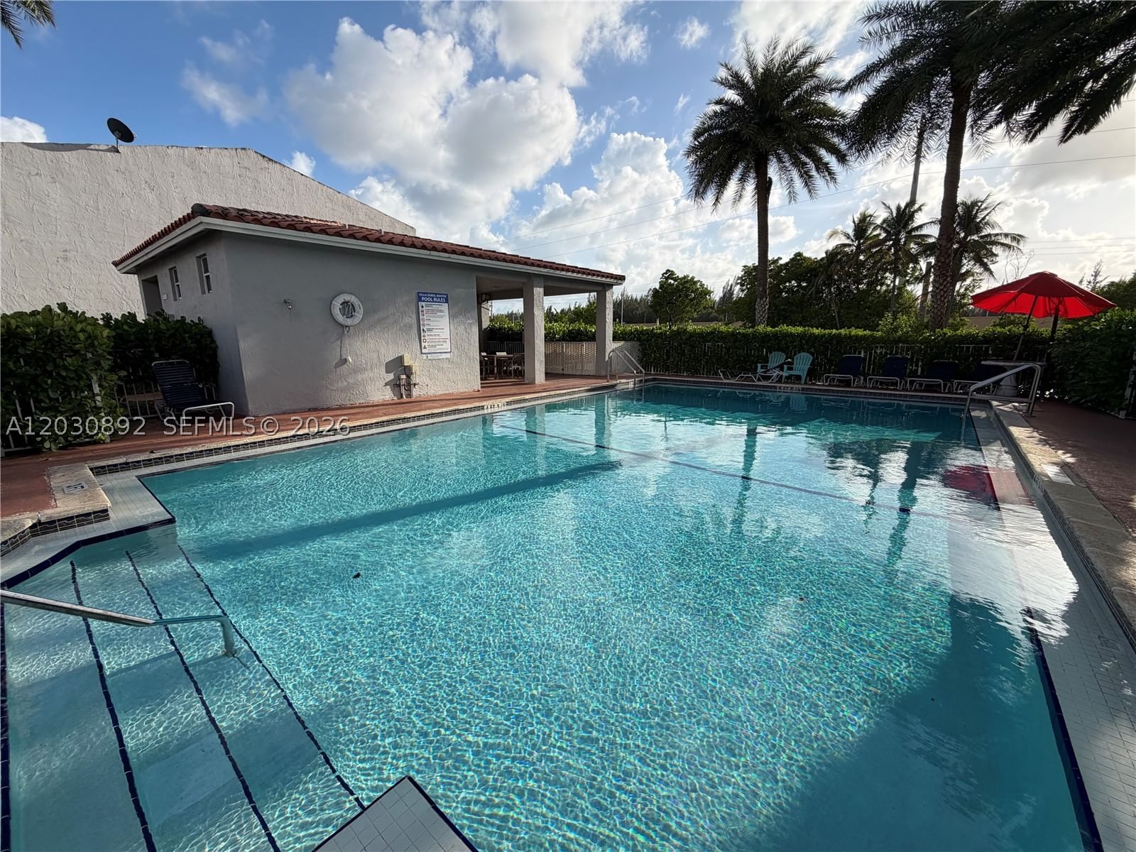 Real estate property located at 4712 114th Ave #202, Miami-dade, Villa Doral Condo No 4, Doral, FL