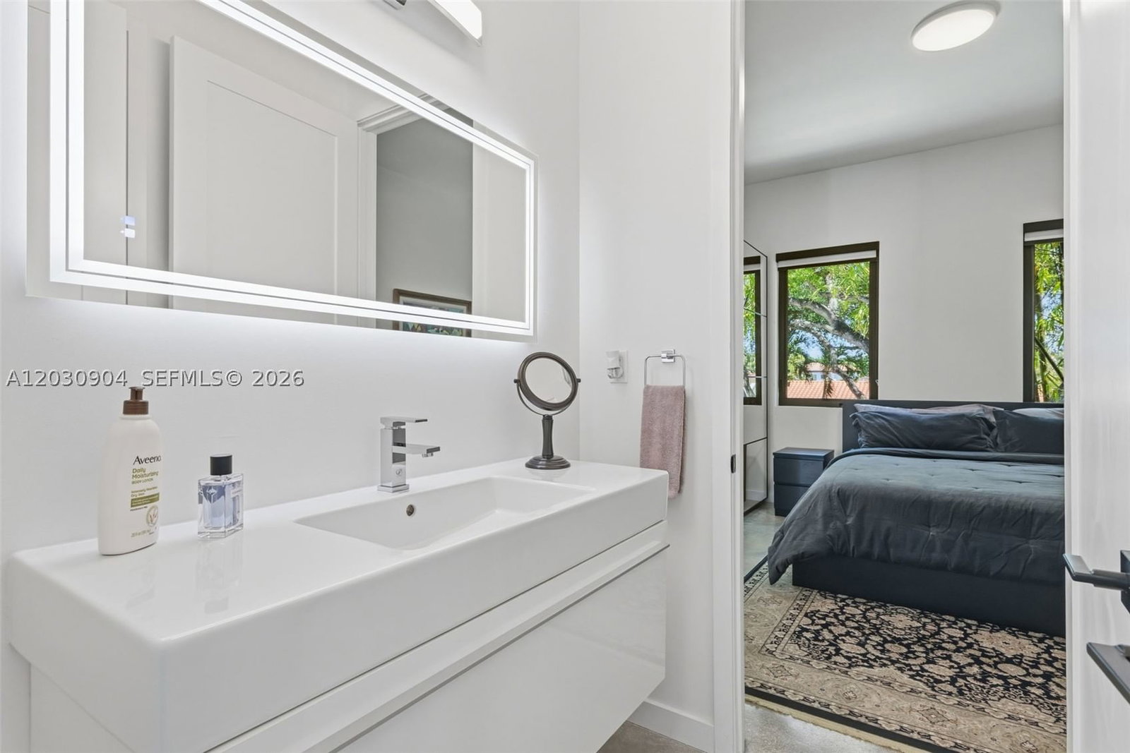 Real estate property located at , Miami-dade, Royal Oaks, Miami Lakes, FL