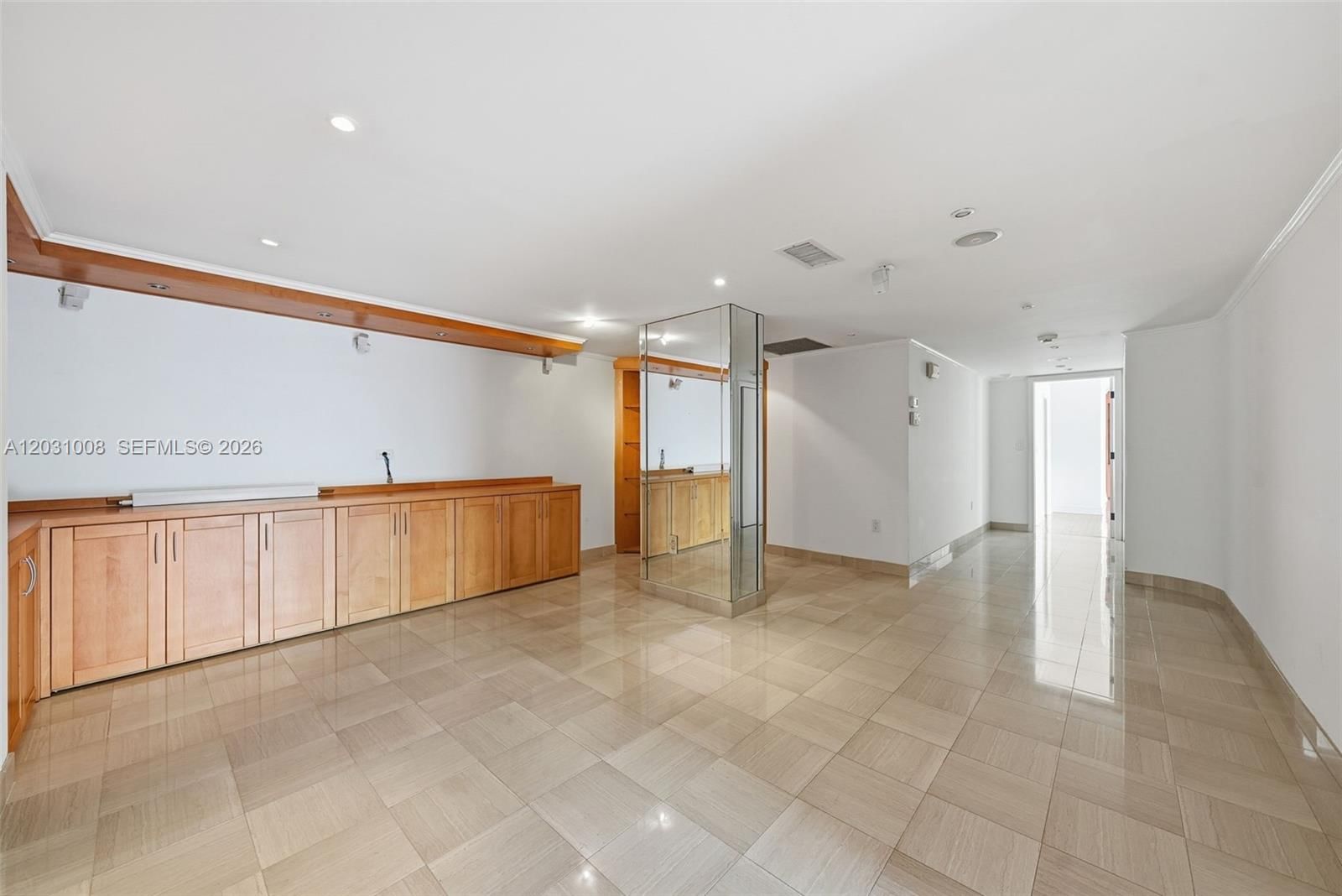 Real estate property located at 3 Grove Isle Dr C605, Miami-dade, Grove Isle Condo, Miami, FL