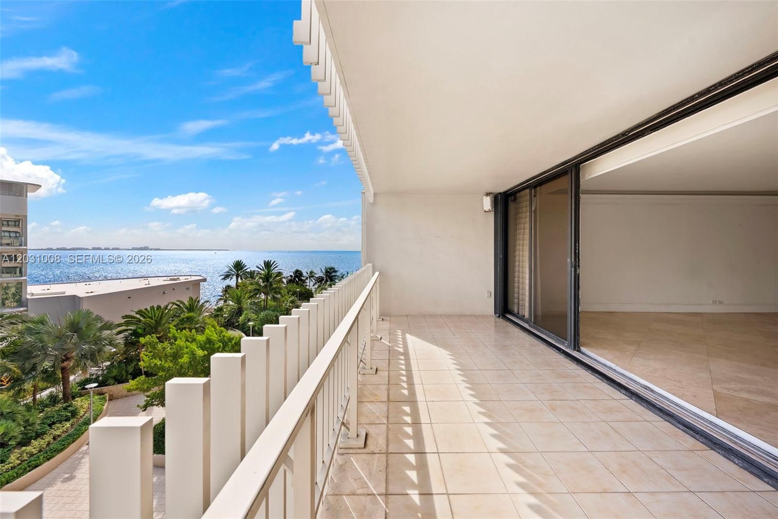 Real estate property located at 3 Grove Isle Dr C605, Miami-dade, Grove Isle Condo, Miami, FL