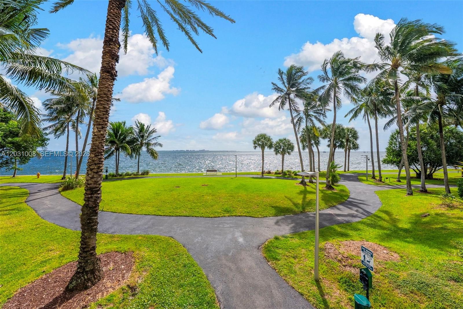 Real estate property located at 3 Grove Isle Dr C605, Miami-dade, Grove Isle Condo, Miami, FL