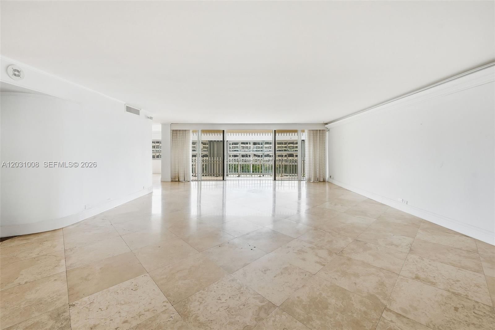 Real estate property located at 3 Grove Isle Dr C605, Miami-dade, Grove Isle Condo, Miami, FL