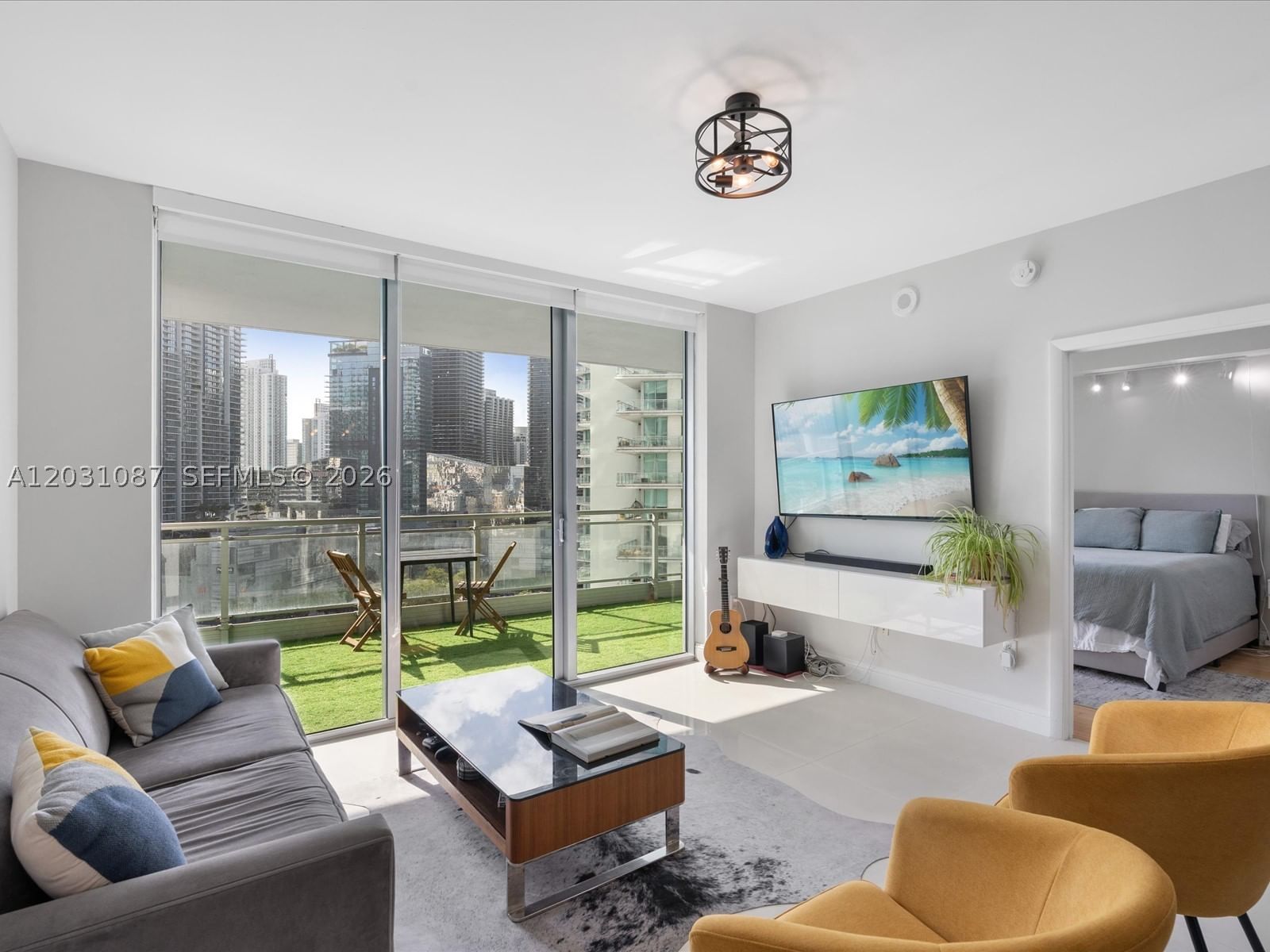 Real estate property located at 90 3rd St #2015, Miami-dade, Ivy Condo, Miami, FL