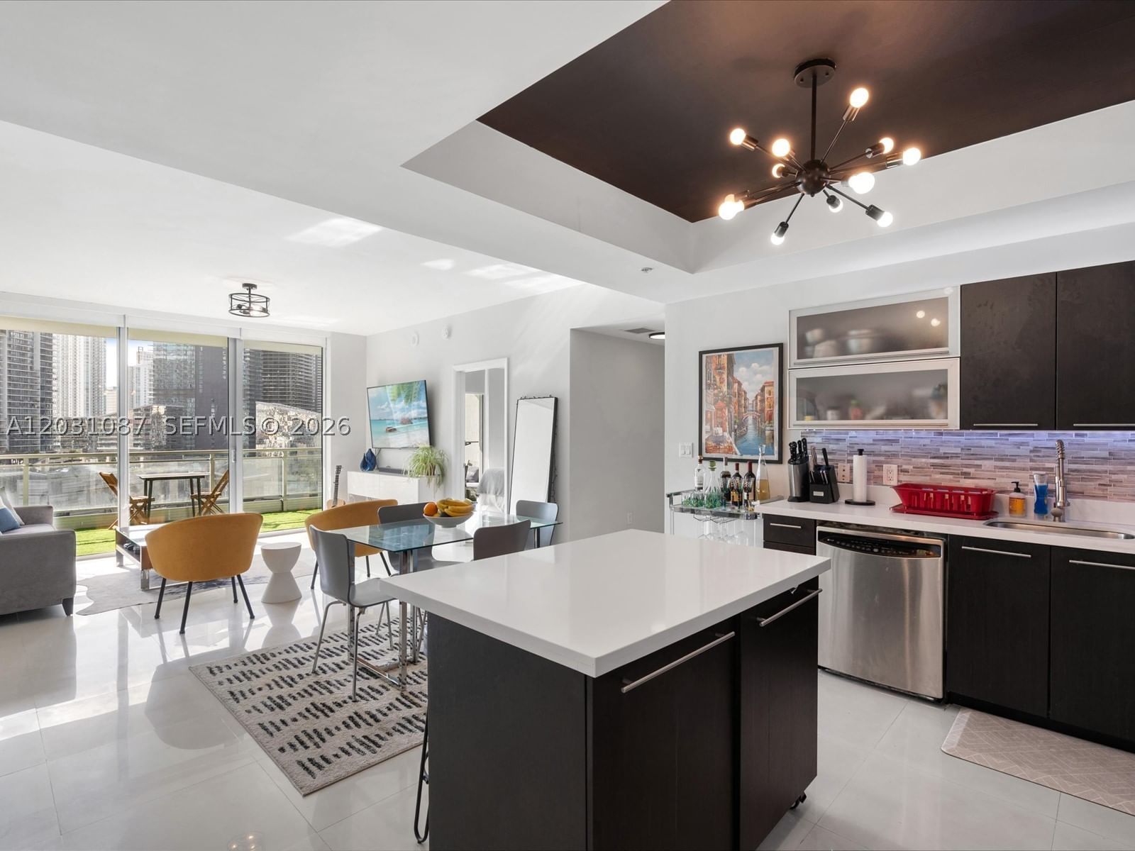 Real estate property located at 90 3rd St #2015, Miami-dade, Ivy Condo, Miami, FL
