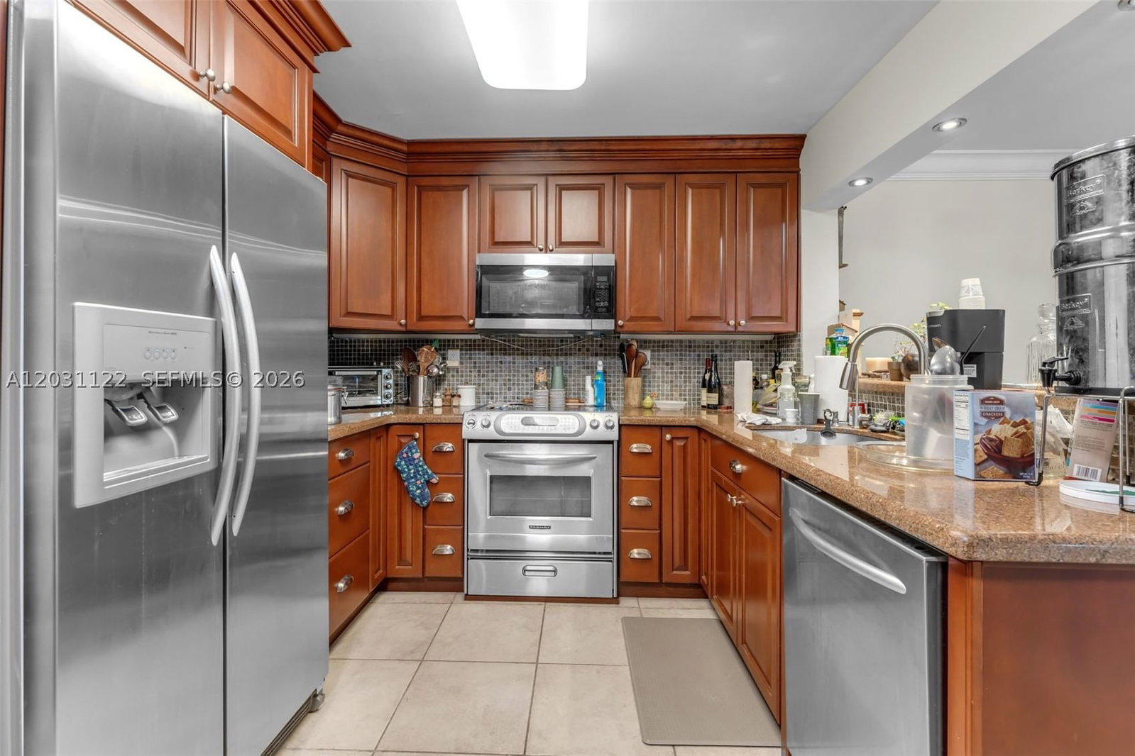Real estate property located at 6911 147th Ave #2H, Miami-dade, Sovereigns Condo, Miami, FL