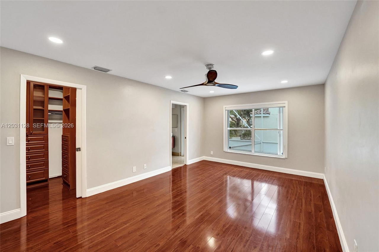 Real estate property located at 10211 Caracas St, Broward, Embassy Lakes, Cooper City, FL