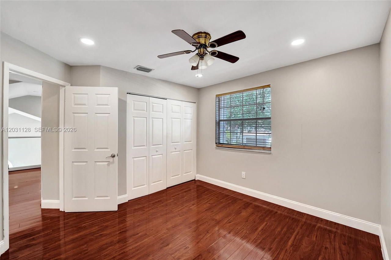 Real estate property located at 10211 Caracas St, Broward, Embassy Lakes, Cooper City, FL