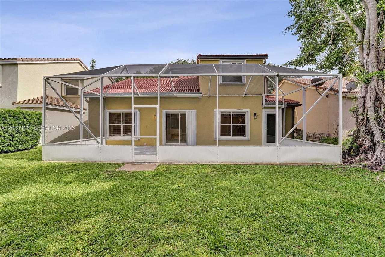 Real estate property located at 10211 Caracas St, Broward, Embassy Lakes, Cooper City, FL