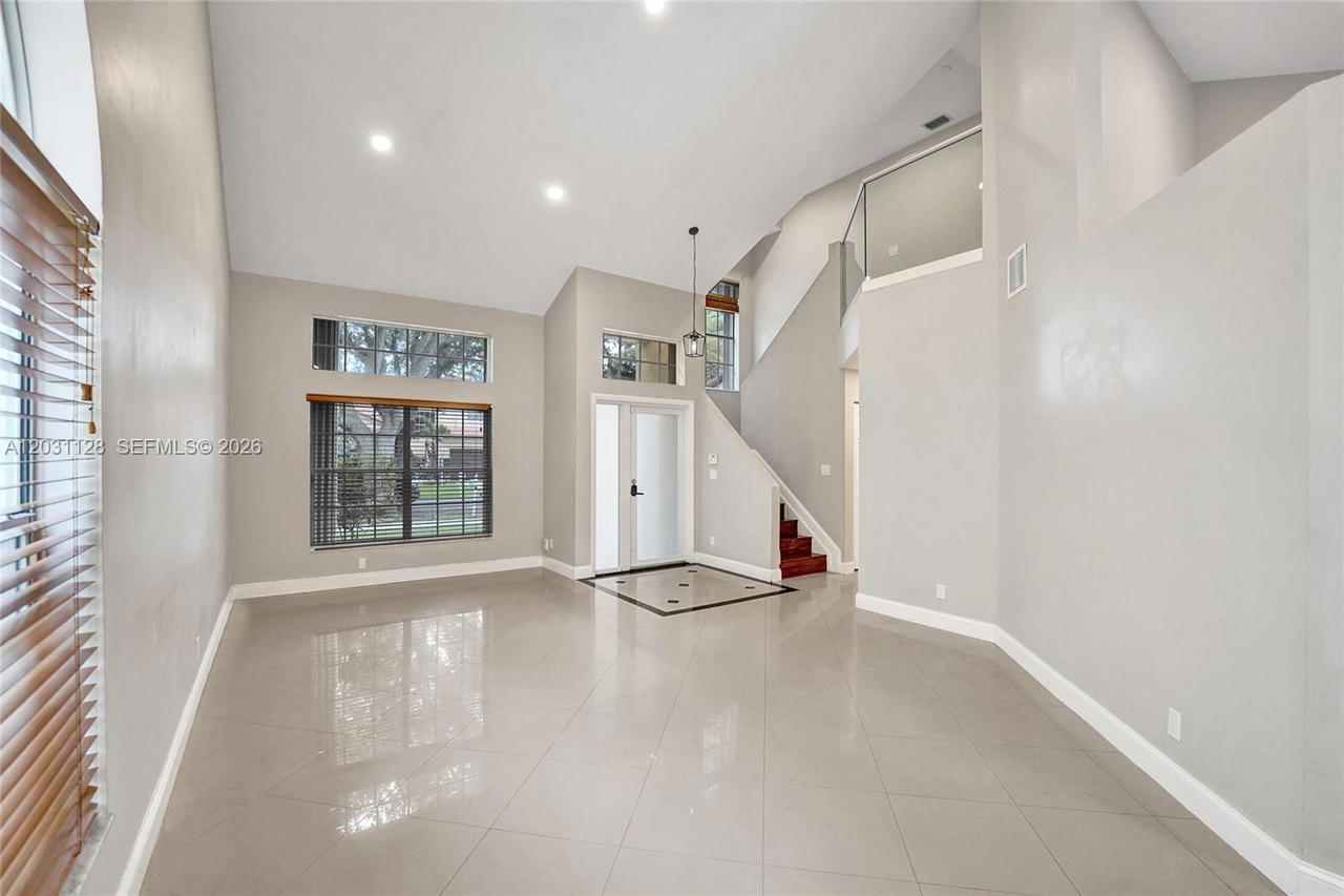 Real estate property located at 10211 Caracas St, Broward, Embassy Lakes, Cooper City, FL