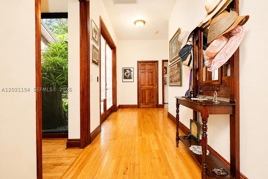 Real estate property located at 5440 Shady Oak Ln, Broward, Shady Ridge Estates, Dania Beach, FL