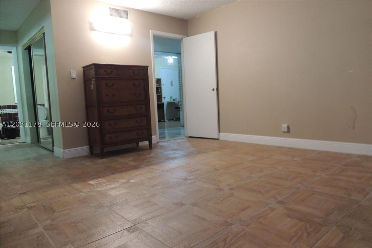 Real estate property located at 4880 22nd St #107, Broward, Castle Apartments 2 Condo, Lauderhill, FL