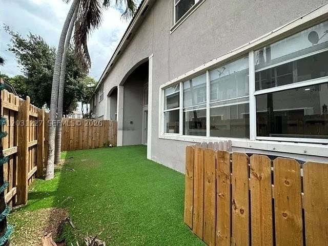 Real estate property located at 8042 114th Pl, Miami-dade, Doral Isles North Sec Two, Doral, FL