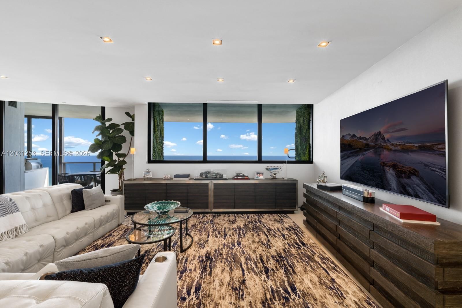 Real estate property located at 18555 Collins Ave #4405, Miami-dade, 18555 Collins Avenue Cond, Sunny Isles Beach, FL