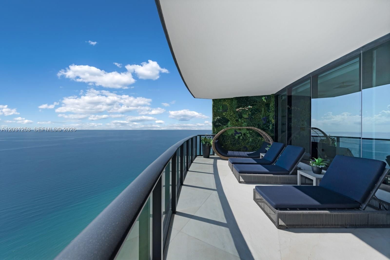Real estate property located at 18555 Collins Ave #4405, Miami-dade, 18555 Collins Avenue Cond, Sunny Isles Beach, FL