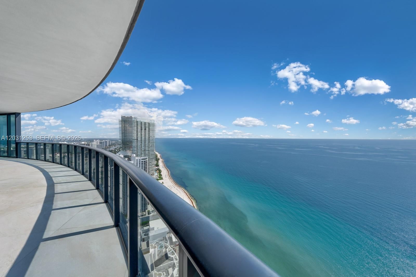 Real estate property located at 18555 Collins Ave #4405, Miami-dade, 18555 Collins Avenue Cond, Sunny Isles Beach, FL