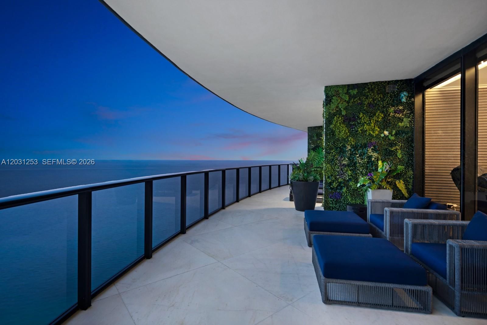 Real estate property located at 18555 Collins Ave #4405, Miami-dade, 18555 Collins Avenue Cond, Sunny Isles Beach, FL