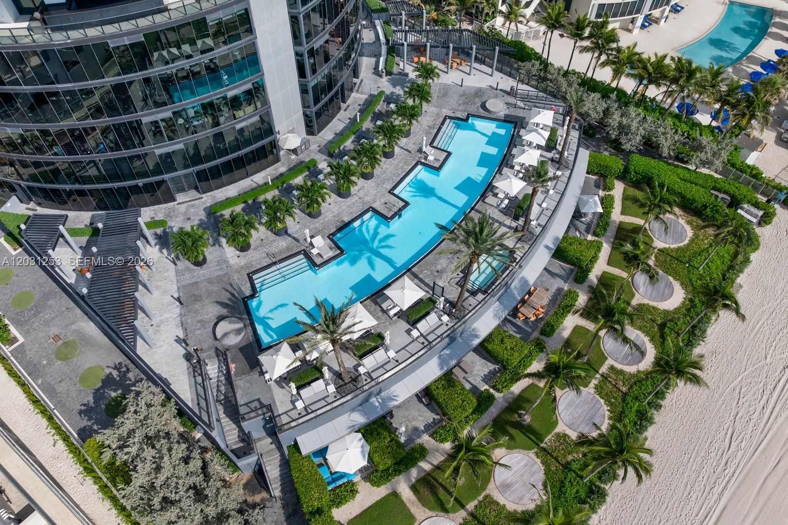 Real estate property located at 18555 Collins Ave #4405, Miami-dade, 18555 Collins Avenue Cond, Sunny Isles Beach, FL