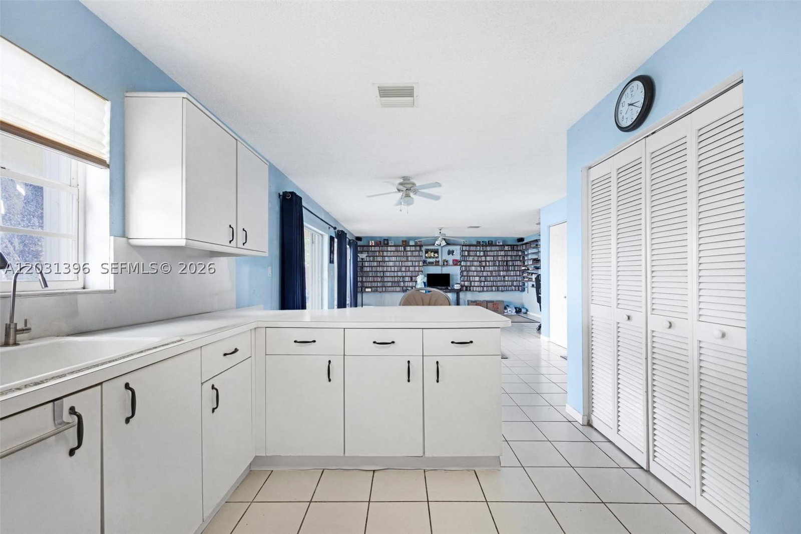 Real estate property located at 9314 212th Ter, Miami-dade, Lakes By The Bay Sec 10, Cutler Bay, FL