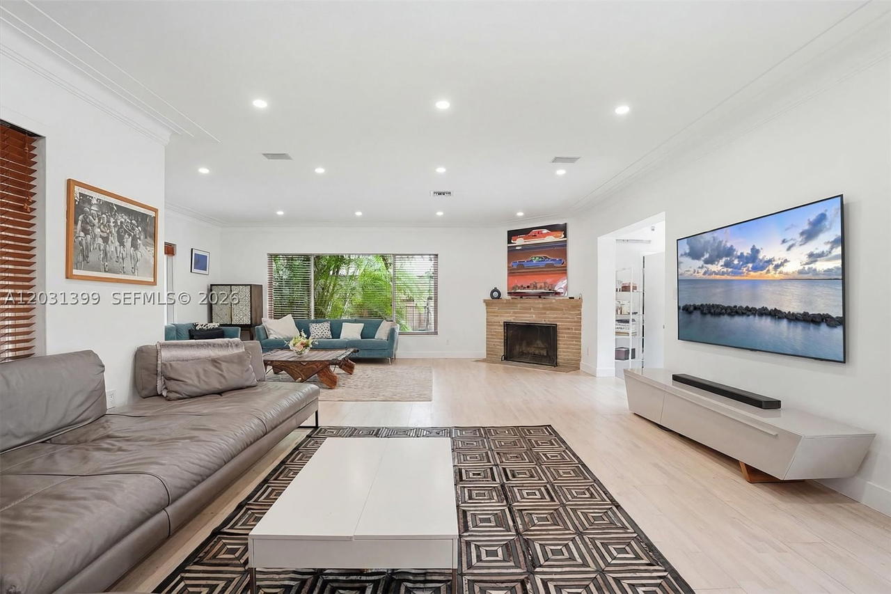 Real estate property located at 1160 100th St, Miami-dade, Miami Shores Sec 8 Rev, Miami Shores, FL