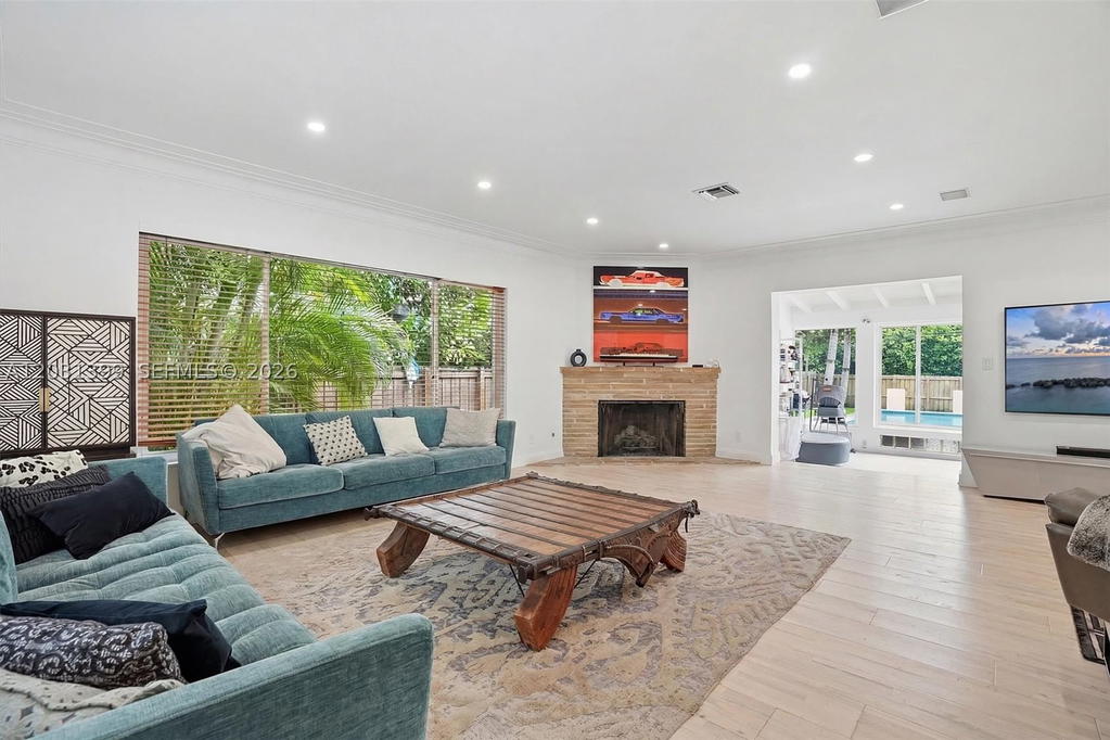 Real estate property located at 1160 100th St, Miami-dade, Miami Shores Sec 8 Rev, Miami Shores, FL