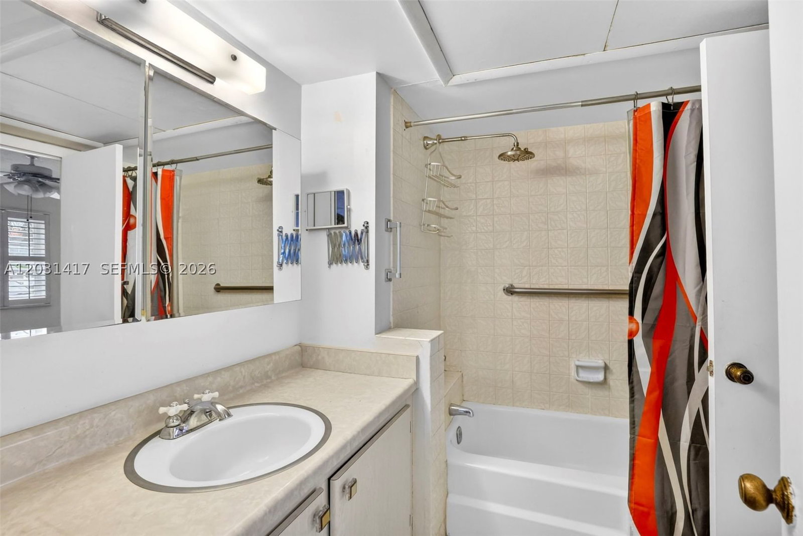 Real estate property located at 649 Oakland Park Blvd #105A, Broward, Oakland Grove Village Con, Oakland Park, FL