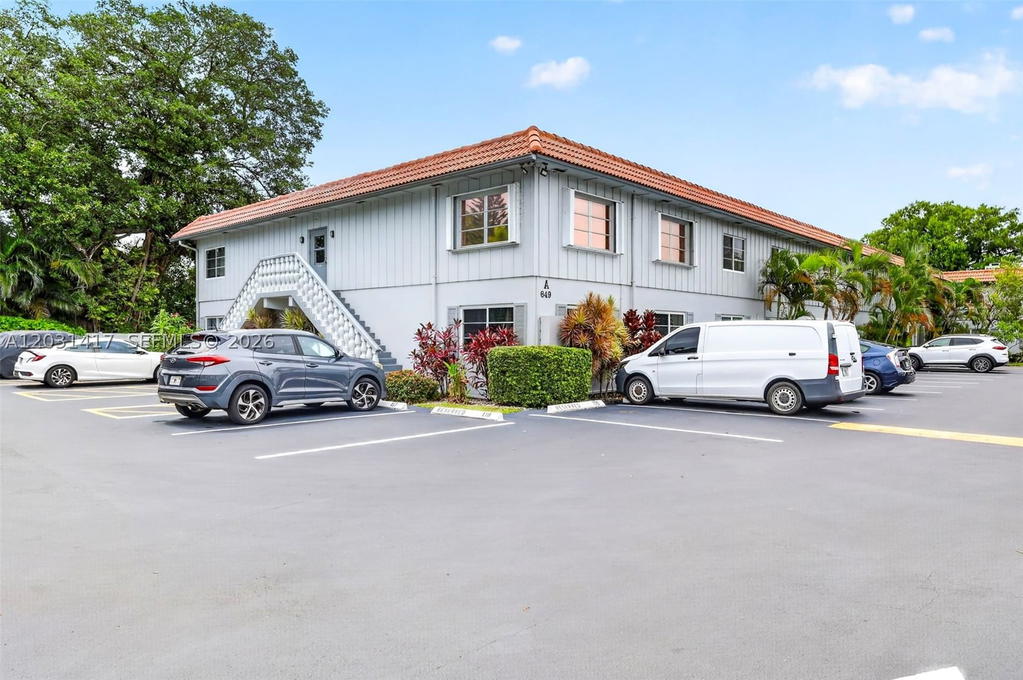 Real estate property located at 649 Oakland Park Blvd #105A, Broward, Oakland Grove Village Con, Oakland Park, FL