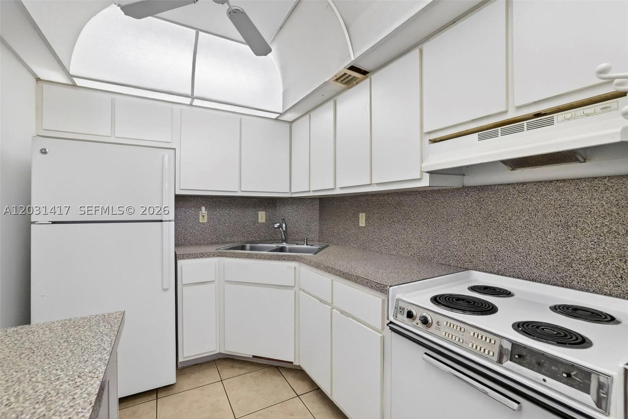 Real estate property located at 649 Oakland Park Blvd #105A, Broward, Oakland Grove Village Con, Oakland Park, FL