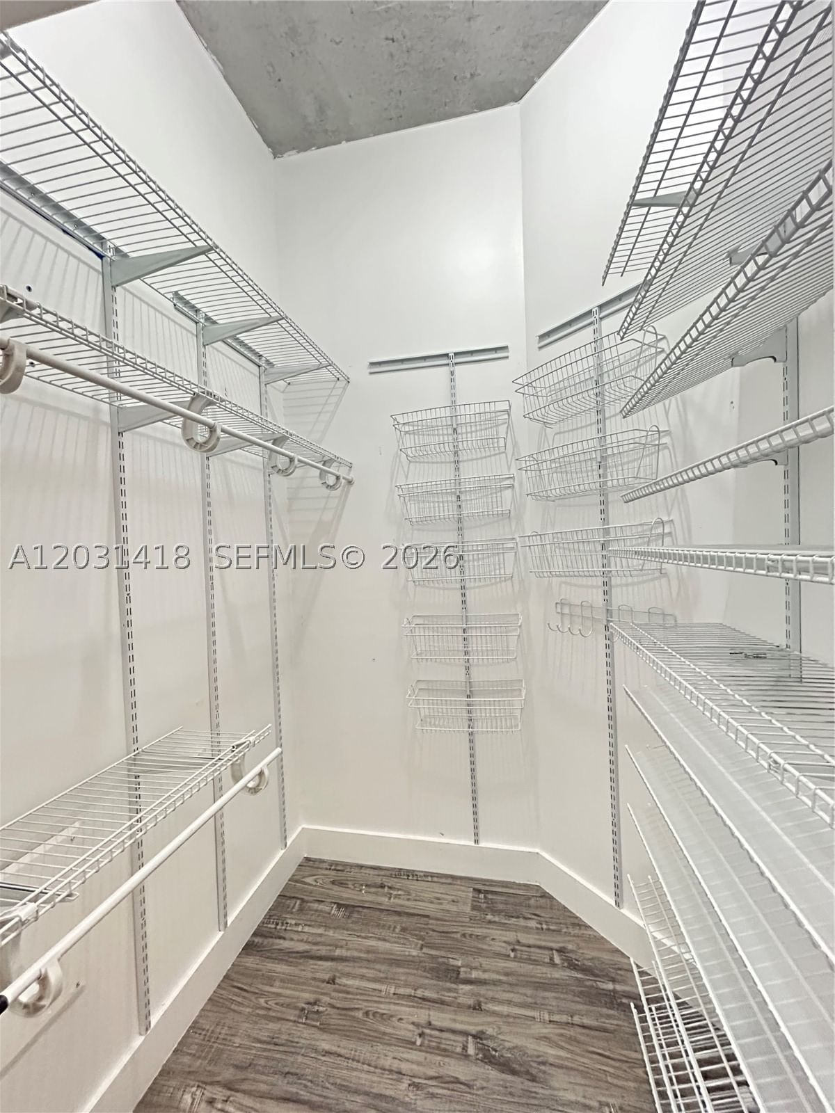 Real estate property located at 2001 Biscayne Blvd #2310, Miami-dade, Cite Condo, Miami, FL