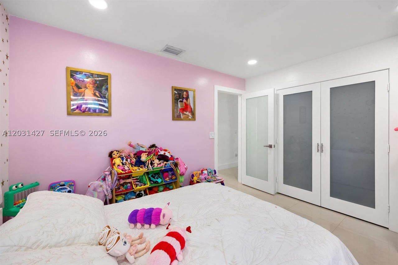 Real estate property located at 14623 125th Pl, Miami-dade, Deerwood Villas Sec 1, Miami, FL