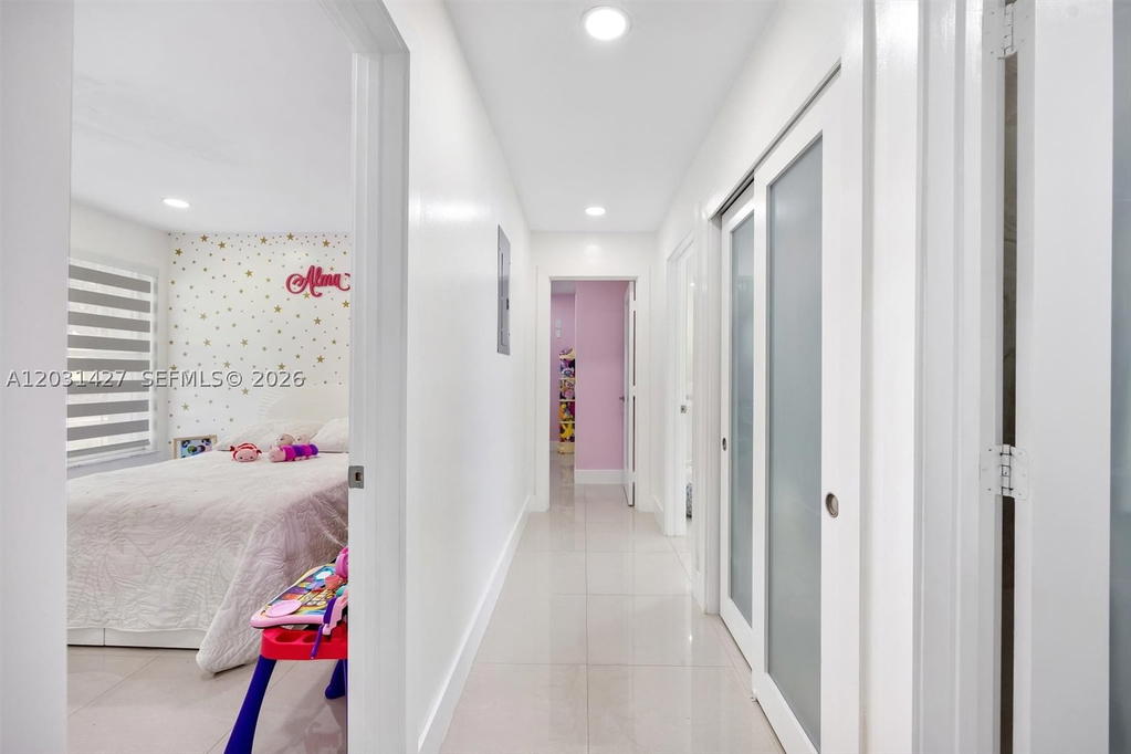 Real estate property located at 14623 125th Pl, Miami-dade, Deerwood Villas Sec 1, Miami, FL