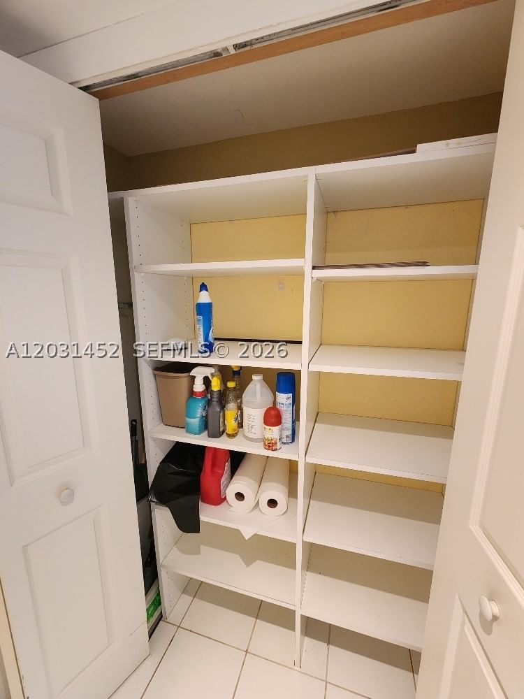 Real estate property located at 1301 River Reach Dr #106, Broward, River Reach Condominium V, Fort Lauderdale, FL