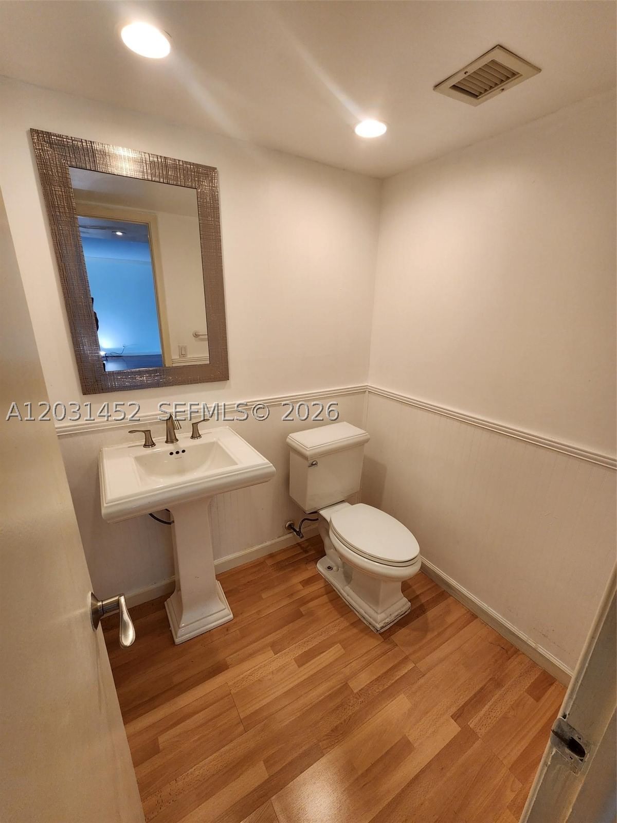 Real estate property located at 1301 River Reach Dr #106, Broward, River Reach Condominium V, Fort Lauderdale, FL