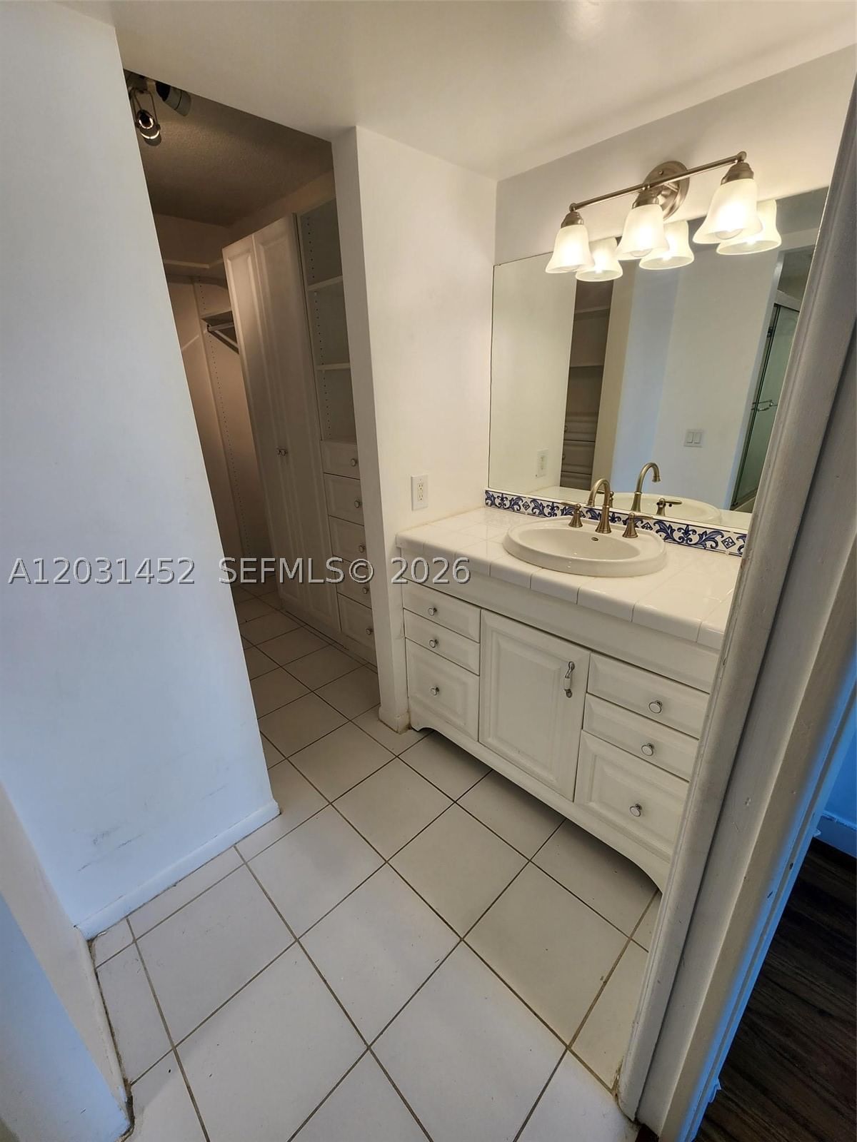 Real estate property located at 1301 River Reach Dr #106, Broward, River Reach Condominium V, Fort Lauderdale, FL