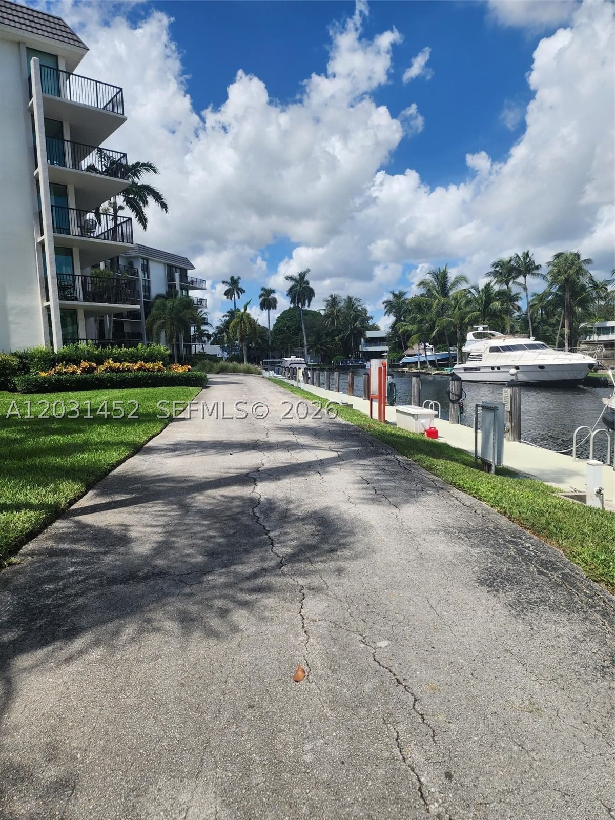 Real estate property located at 1301 River Reach Dr #106, Broward, River Reach Condominium V, Fort Lauderdale, FL