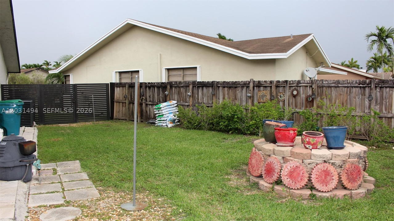 Real estate property located at 14680 107th Ter, Miami-dade, Ramas Of Kendall, Miami, FL